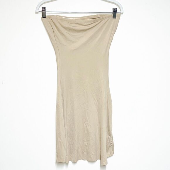 NWOT Spanx Assets Strapless Simplicity Dress Slip Nude Sz M - Picture 5 of 7